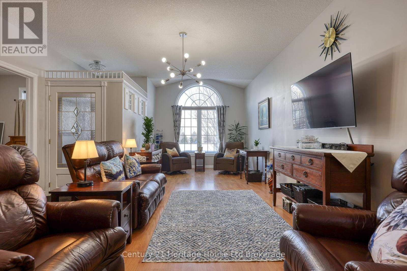 4 - 663 Southwood Way, Woodstock, Ontario  N4S 9A6 - Photo 7 - X12604118