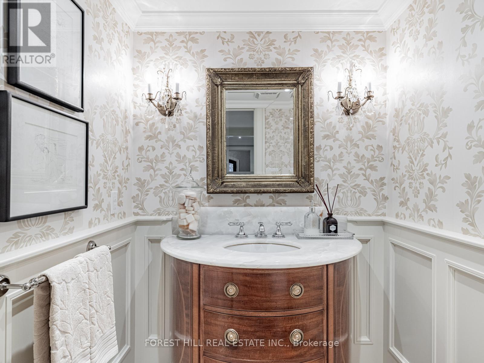 80 Old Forest Hill Road, Toronto, Ontario  M5P 2R5 - Photo 16 - C12603910