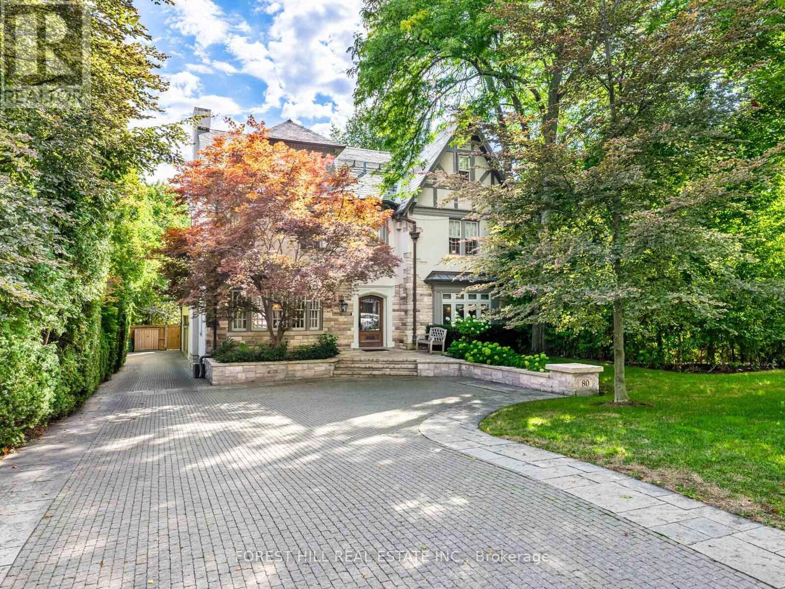 80 Old Forest Hill Road, Toronto, Ontario  M5P 2R5 - Photo 2 - C12603910