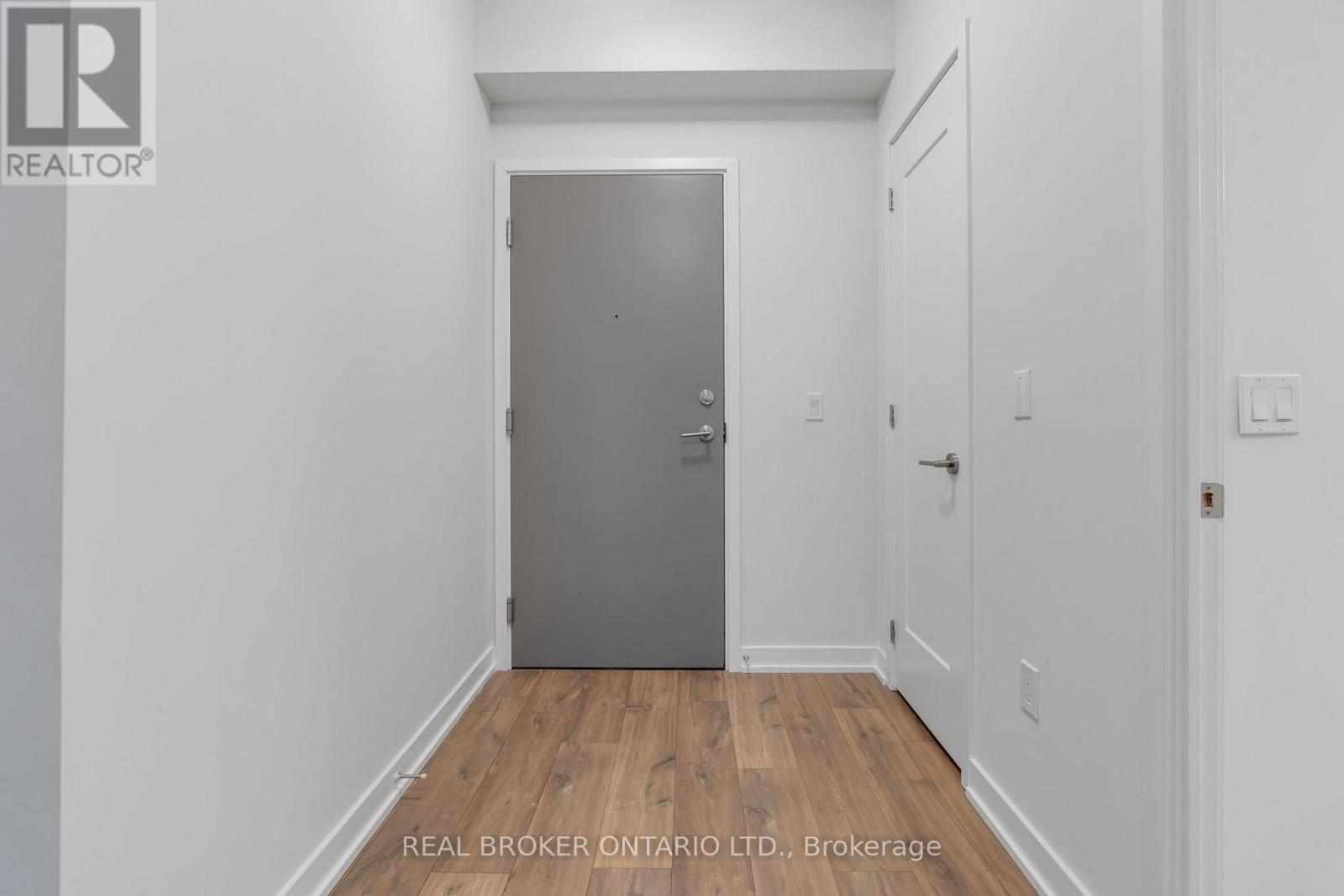 704 - 99 John Street, Toronto, Ontario  M5V 0S6 - Photo 5 - C12604010