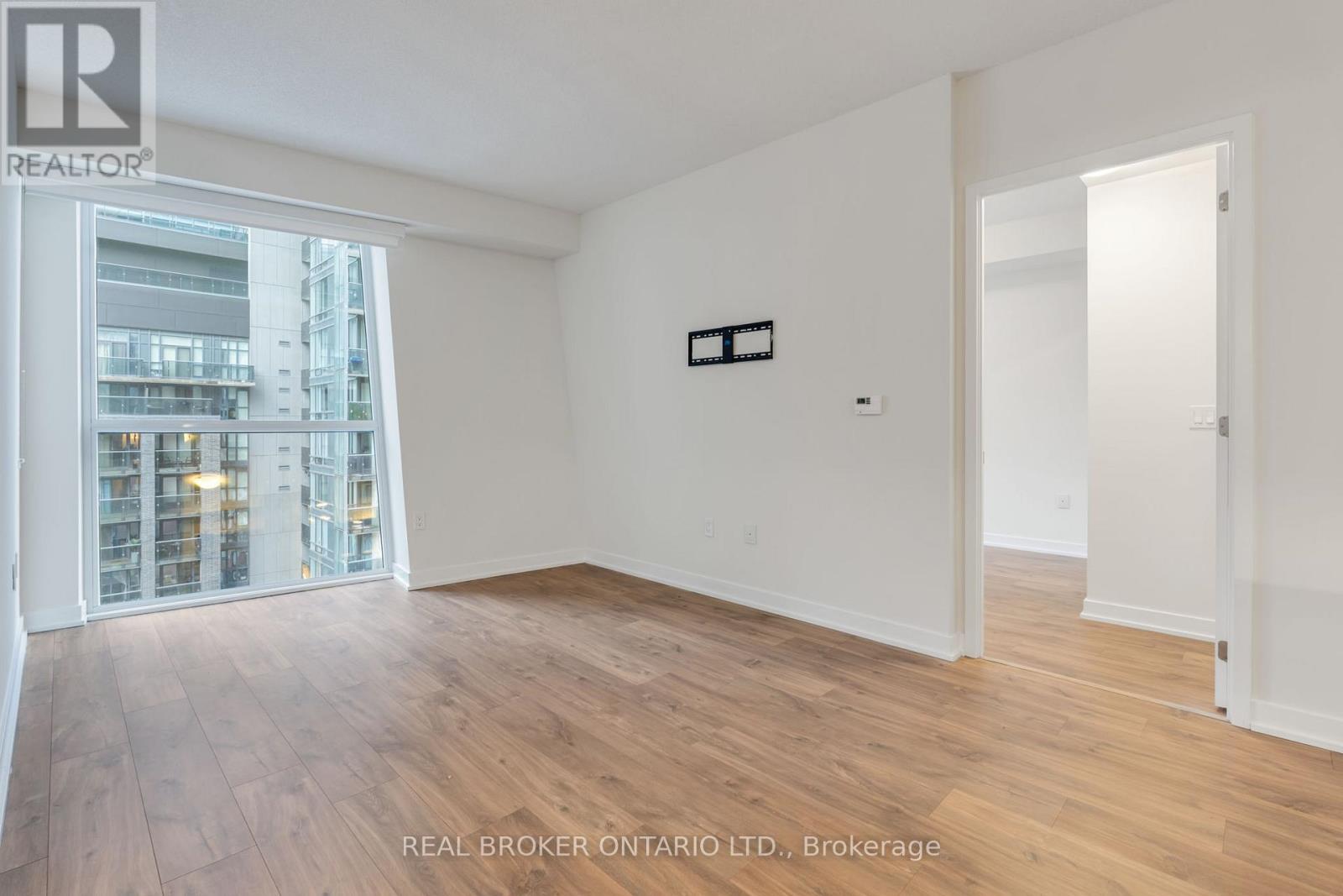 704 - 99 John Street, Toronto, Ontario  M5V 0S6 - Photo 9 - C12604010