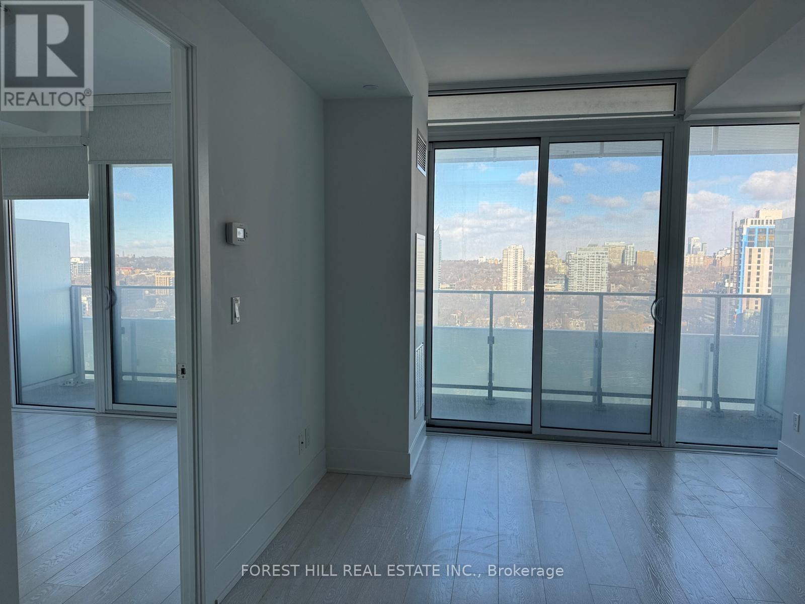 1708 - 200 Bloor Street W, Toronto, Ontario  M5S 1T8 - Photo 2 - C12604038