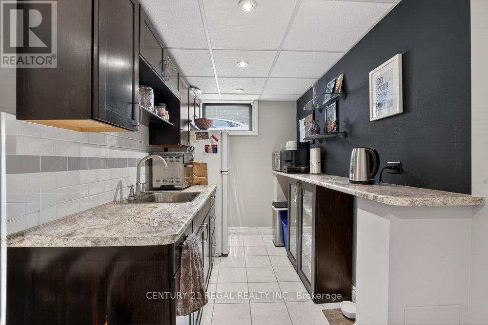 24 Roosevelt Avenue, Ajax, Ontario  L1S 2L2 - Photo 10 - E12604114