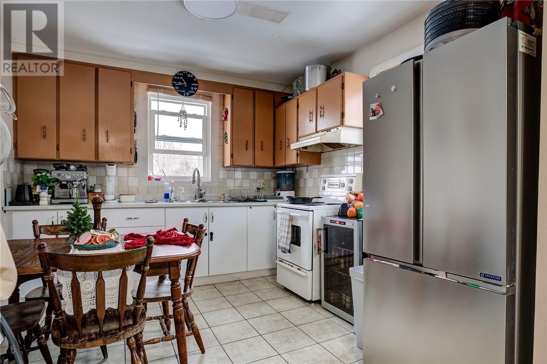 262-266 Hazel Street, Sudbury, Ontario  P3C 1J2 - Photo 4 - 2125798