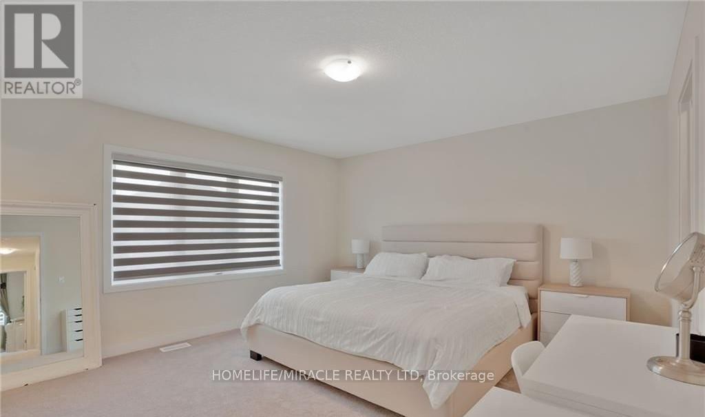 99 Sunflower Crescent, Thorold, Ontario  L3B 0E9 - Photo 11 - X12462505