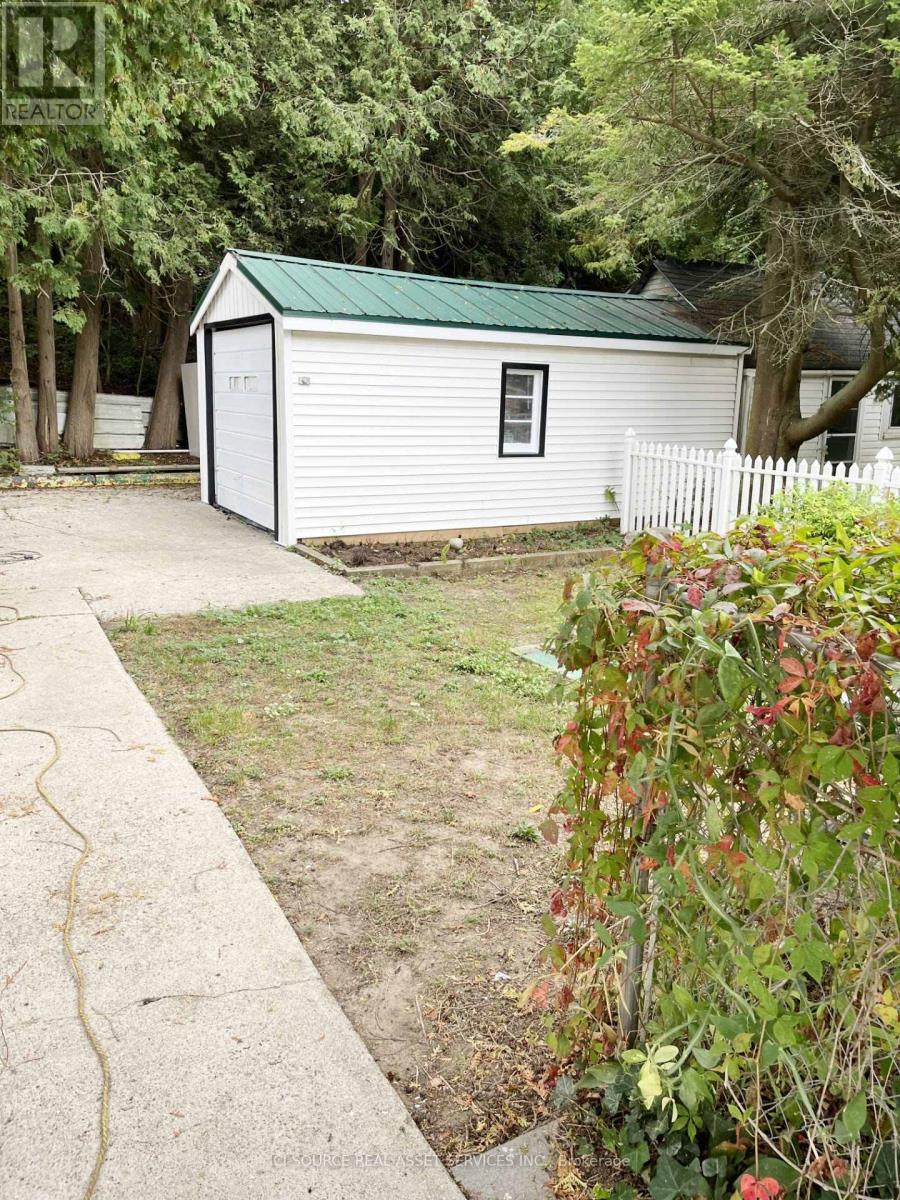 262 Green Street, Saugeen Shores, Ontario  N0H 2C0 - Photo 19 - X12603606