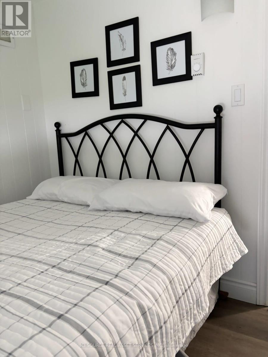 262 Green Street, Saugeen Shores, Ontario  N0H 2C0 - Photo 12 - X12603606