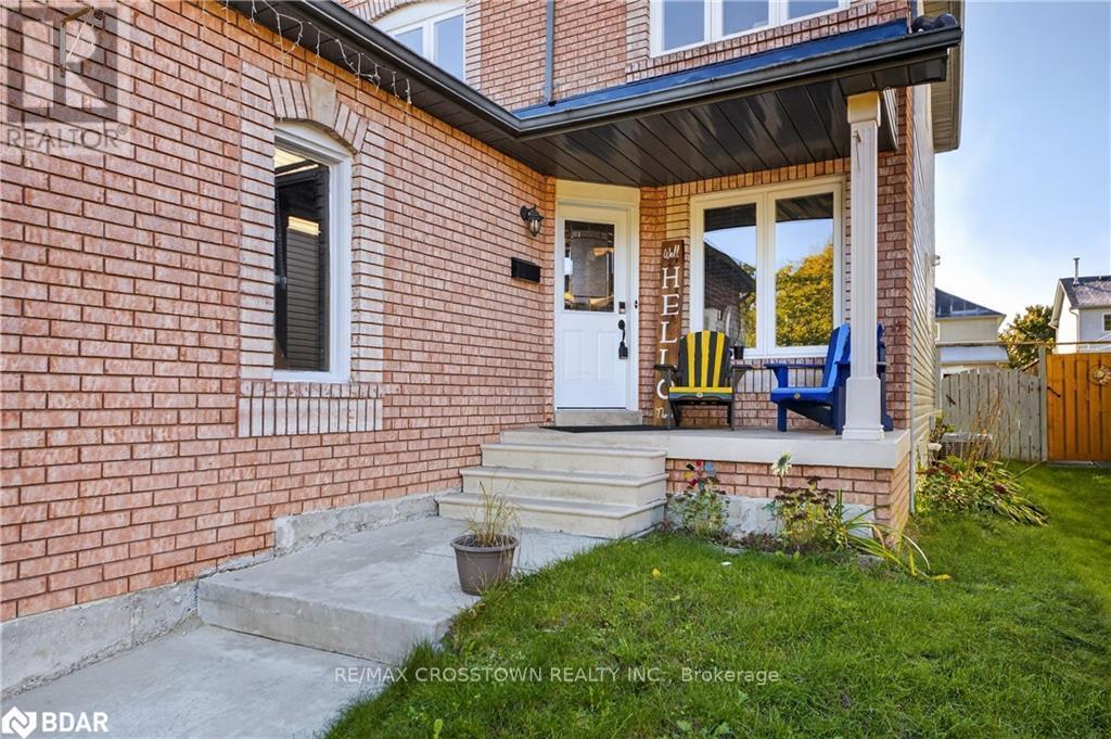14 Corrie Crescent, Essa, Ontario  L0M 1B3 - Photo 2 - N12603890