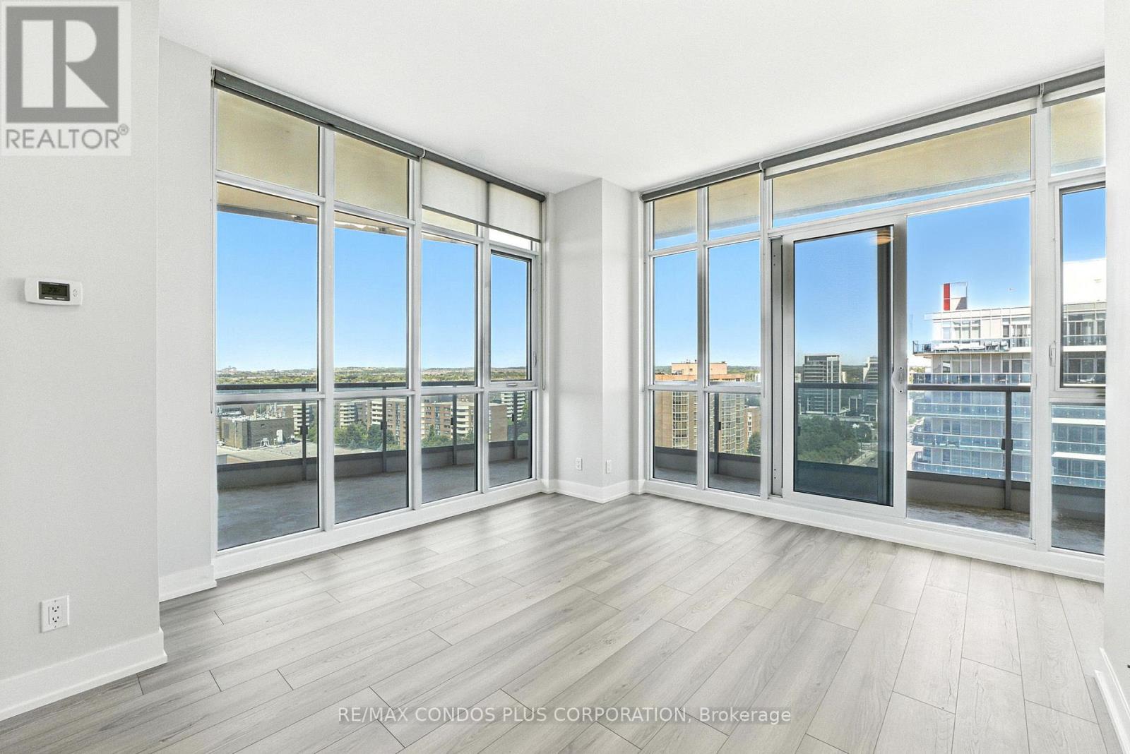 Lph15 - 9471 Yonge Street, Richmond Hill, Ontario  L4C 0Z5 - Photo 5 - N12603938