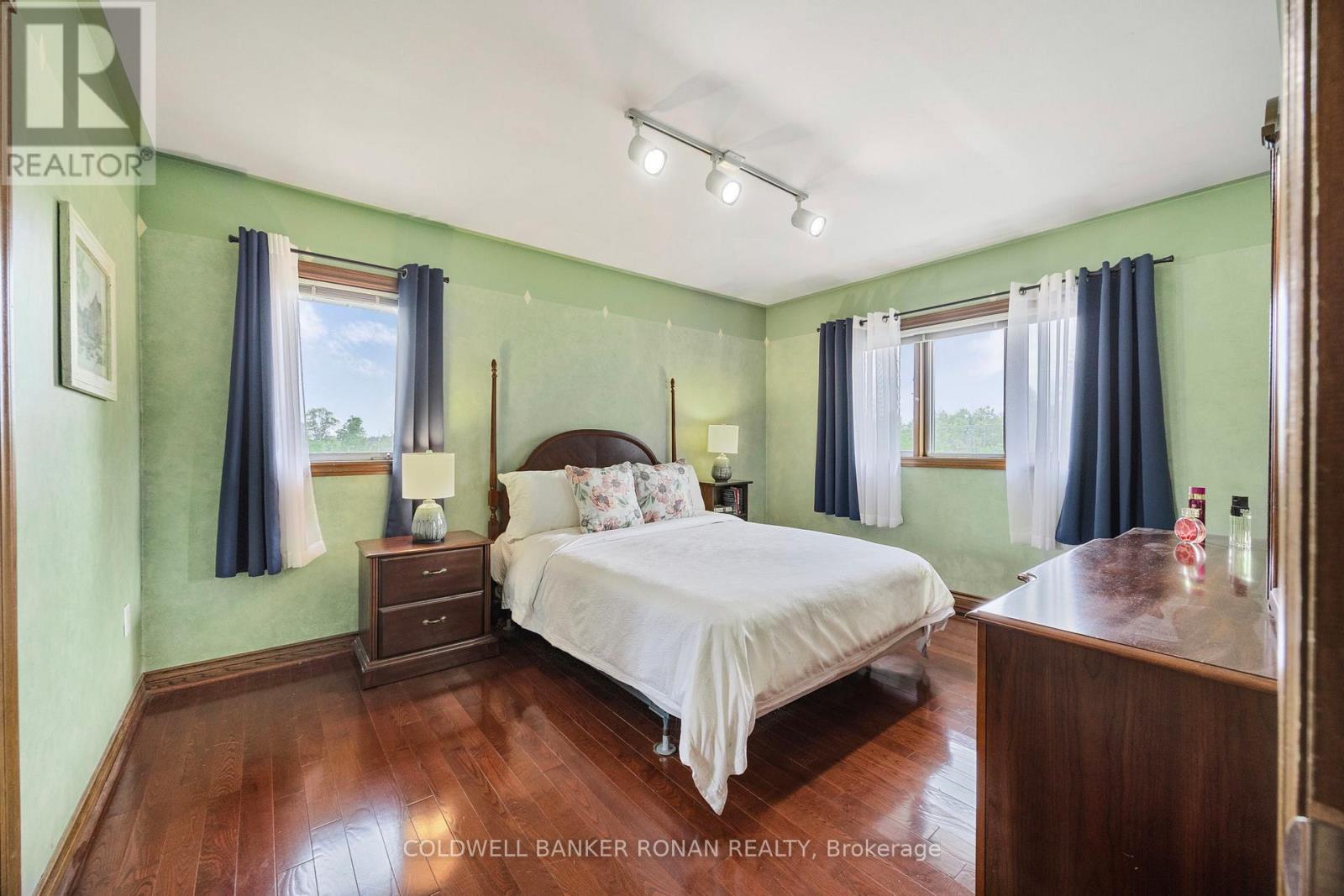 6145 3rd Line, New Tecumseth, Ontario  L0G 1W0 - Photo 19 - N12604102