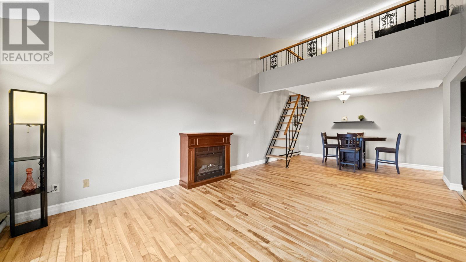 9 4 Rose Way, Dartmouth, Nova Scotia  B2Y 4L9 - Photo 1 - 202527453