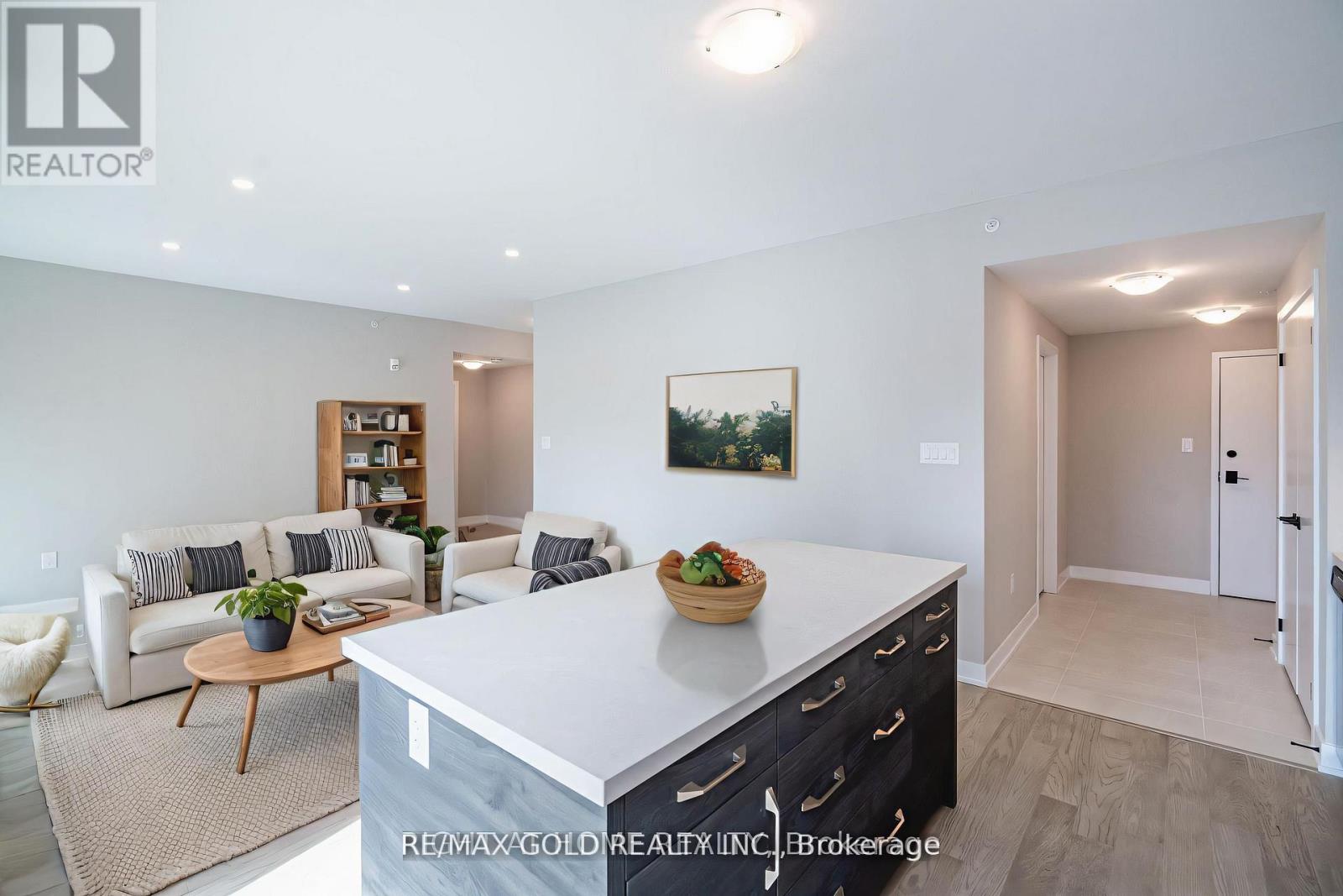 213 - 1 Chef Lane, Barrie, Ontario  L9J 0M5 - Photo 12 - S12604042