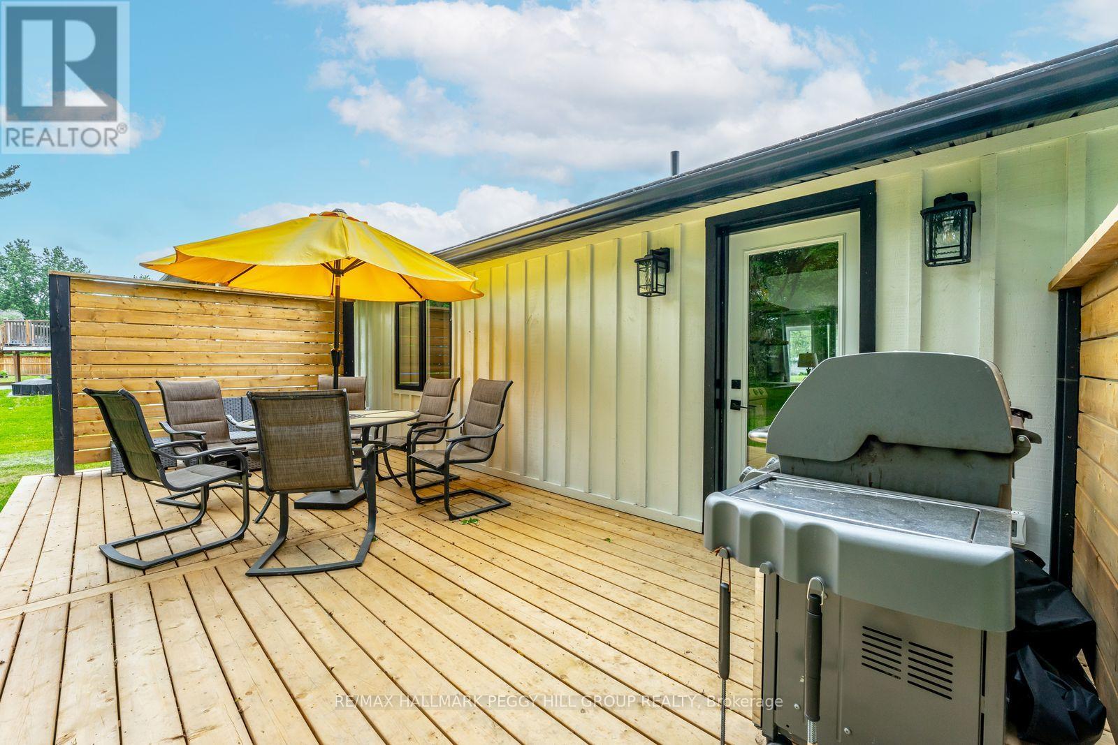 3566 Bayou Road, Severn (West Shore), Ontario  L3V 0V8 - Photo 11 - S12604046