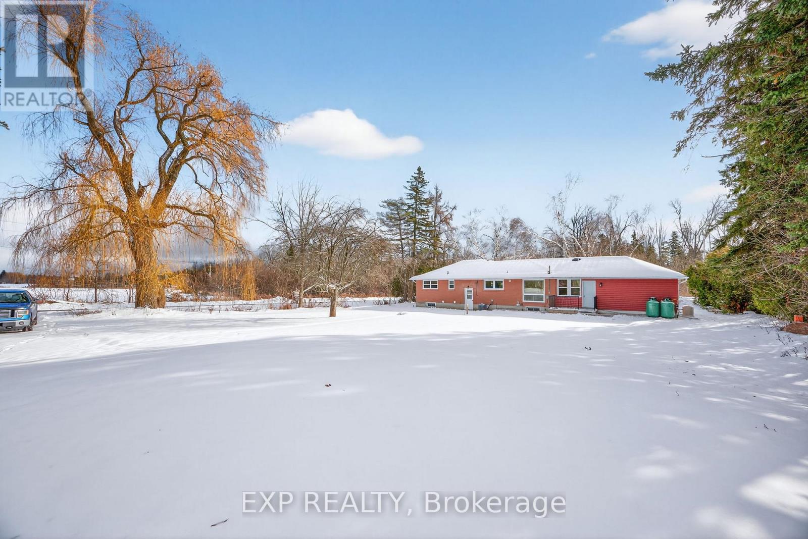 2420 Ridge Road W, Oro-Medonte, Ontario  L0L 2L0 - Photo 39 - S12604064