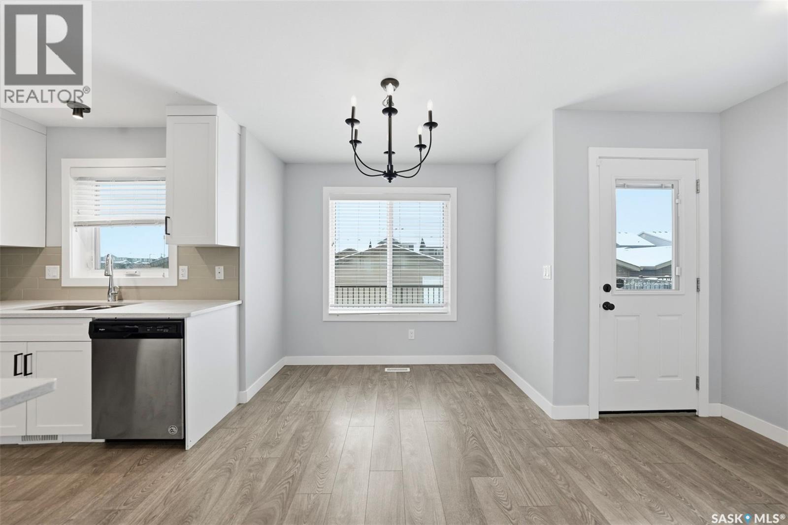 806 Mcfaull Rise, Saskatoon, Saskatchewan  S7V 0S6 - Photo 15 - SK025247