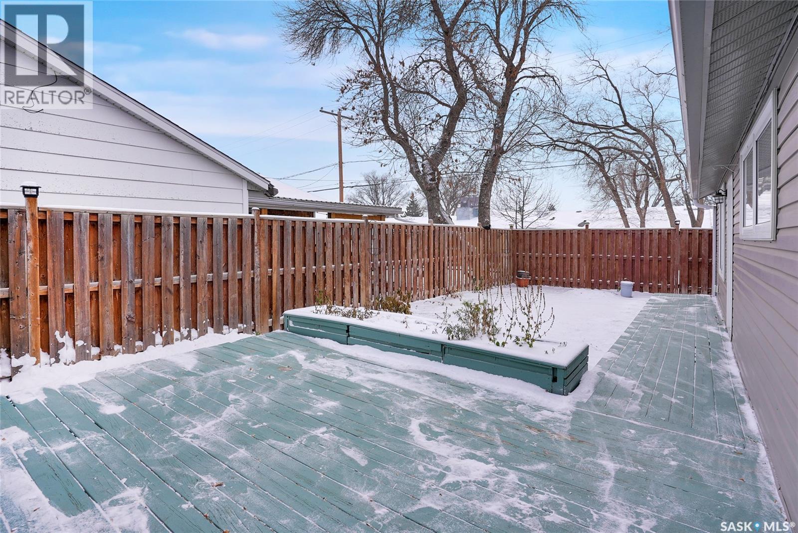 1045 Brown Street, Moose Jaw, Saskatchewan  S6H 2Z4 - Photo 35 - SK025156