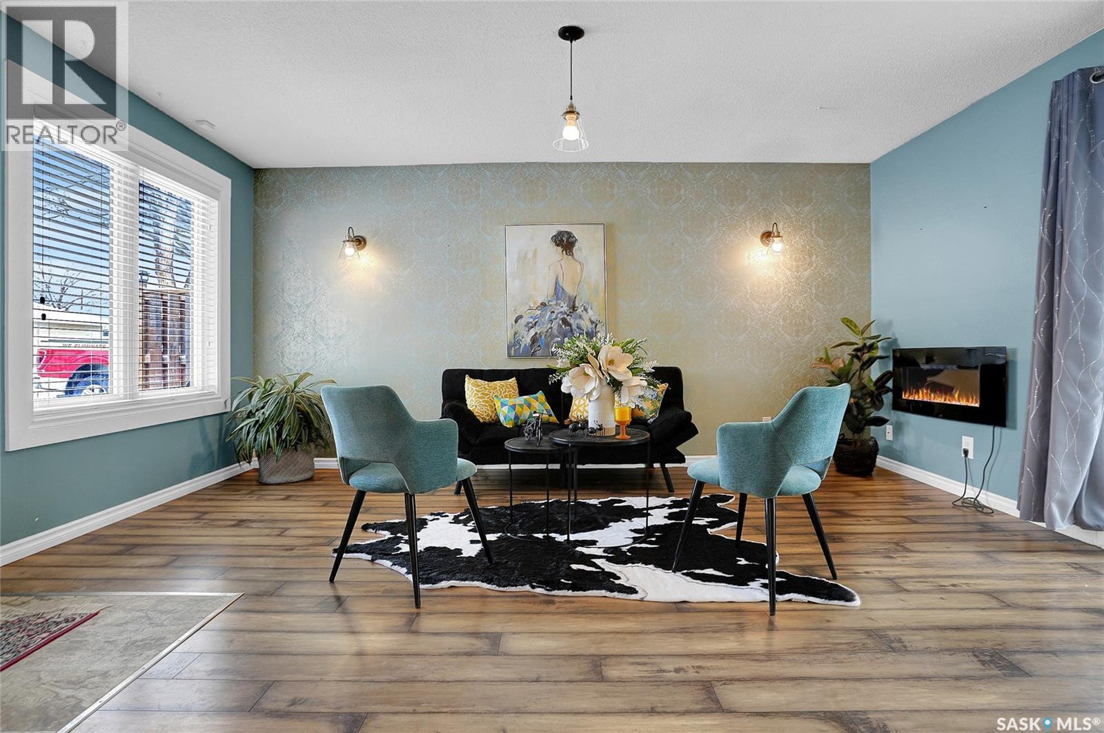 1045 Brown Street, Moose Jaw, Saskatchewan  S6H 2Z4 - Photo 5 - SK025156