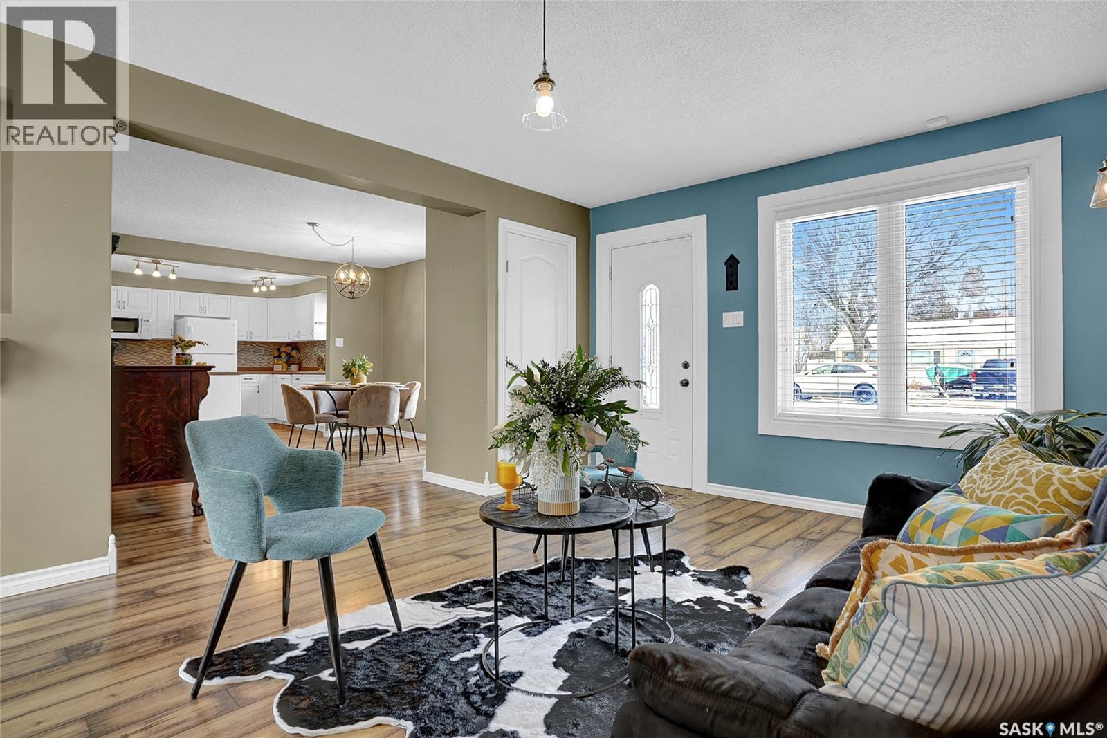 1045 Brown Street, Moose Jaw, Saskatchewan  S6H 2Z4 - Photo 8 - SK025156