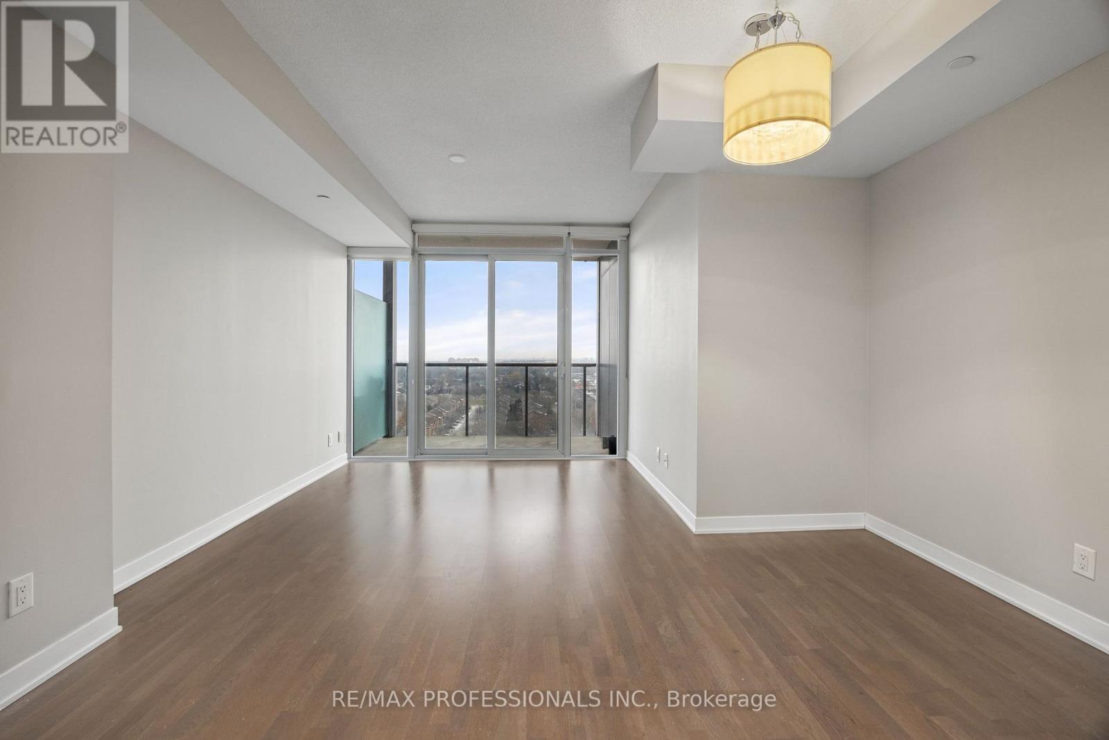 1802 - 88 Park Lawn Road, Toronto, Ontario  M8Y 0B5 - Photo 10 - W12603888