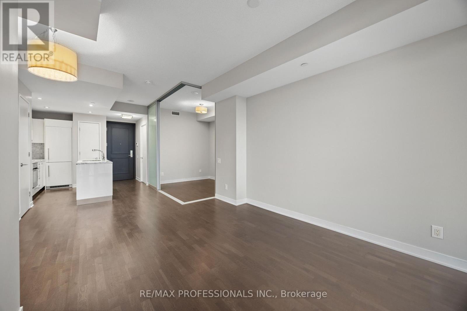 1802 - 88 Park Lawn Road, Toronto, Ontario  M8Y 0B5 - Photo 5 - W12603888