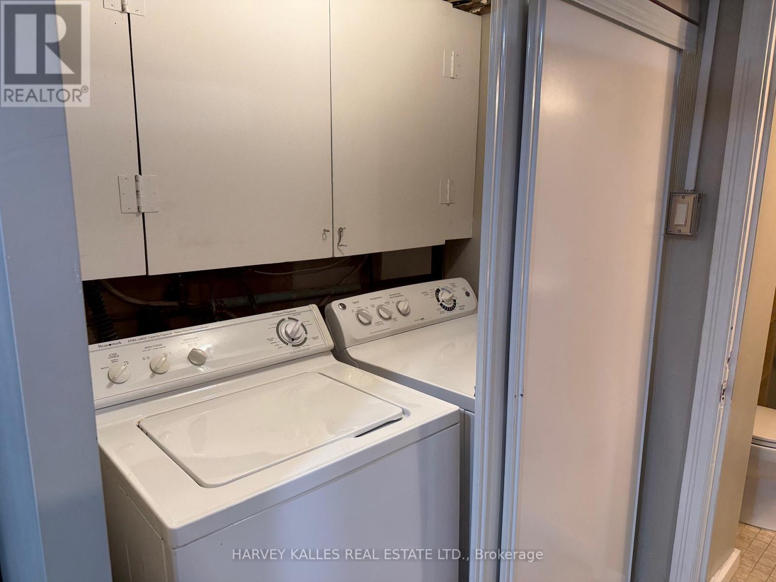 Lower - 473 Whitemore Avenue, Toronto, Ontario  M6E 2N6 - Photo 5 - W12603926