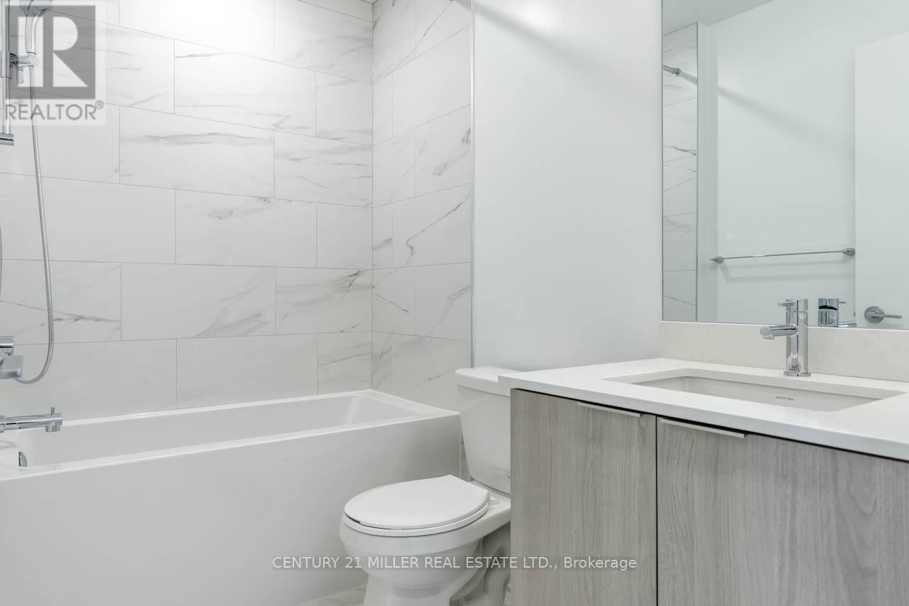 2702 - 395 Square One Drive, Mississauga, Ontario  L5B 0C6 - Photo 10 - W12603942