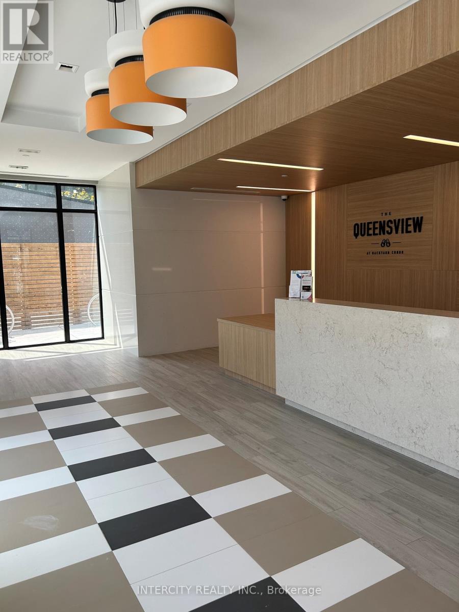 711 - 25 Neighbourhood Lane, Toronto, Ontario  M8Y 0C4 - Photo 2 - W12603986