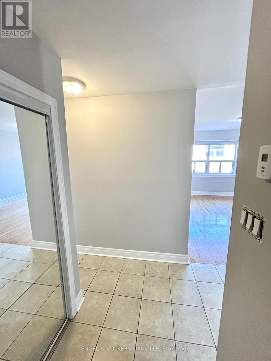 306 - 9 Thirty Third Street, Toronto, Ontario  M8W 3G7 - Photo 2 - W12604016