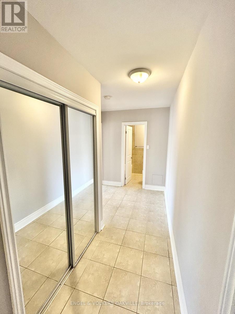 311 - 9 Thirty Third Street, Toronto, Ontario  M8W 3G7 - Photo 4 - W12604020