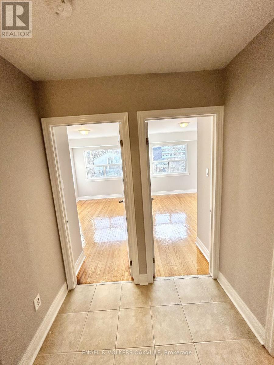 311 - 9 Thirty Third Street, Toronto, Ontario  M8W 3G7 - Photo 5 - W12604020