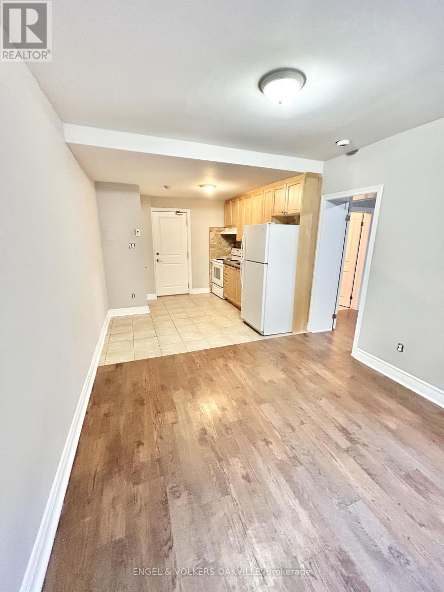 110 - 15 Thirty Third Street, Toronto, Ontario  M8W 3G7 - Photo 4 - W12604032