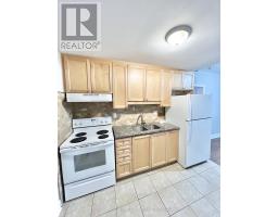 110 - 15 THIRTY THIRD STREET, Toronto, Ontario