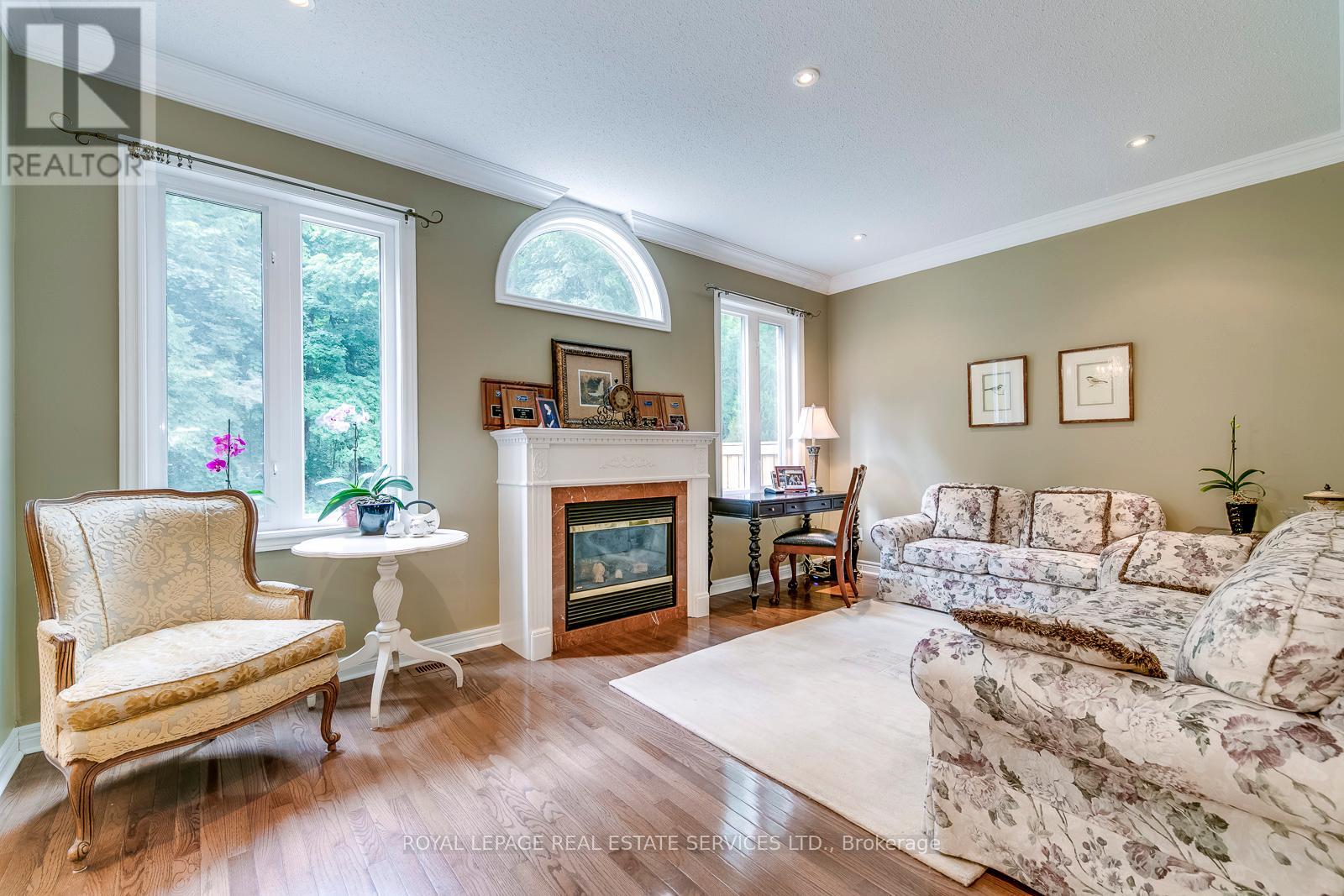 157 Creek Path Avenue, Oakville, Ontario  L6L 6T3 - Photo 10 - W12604068