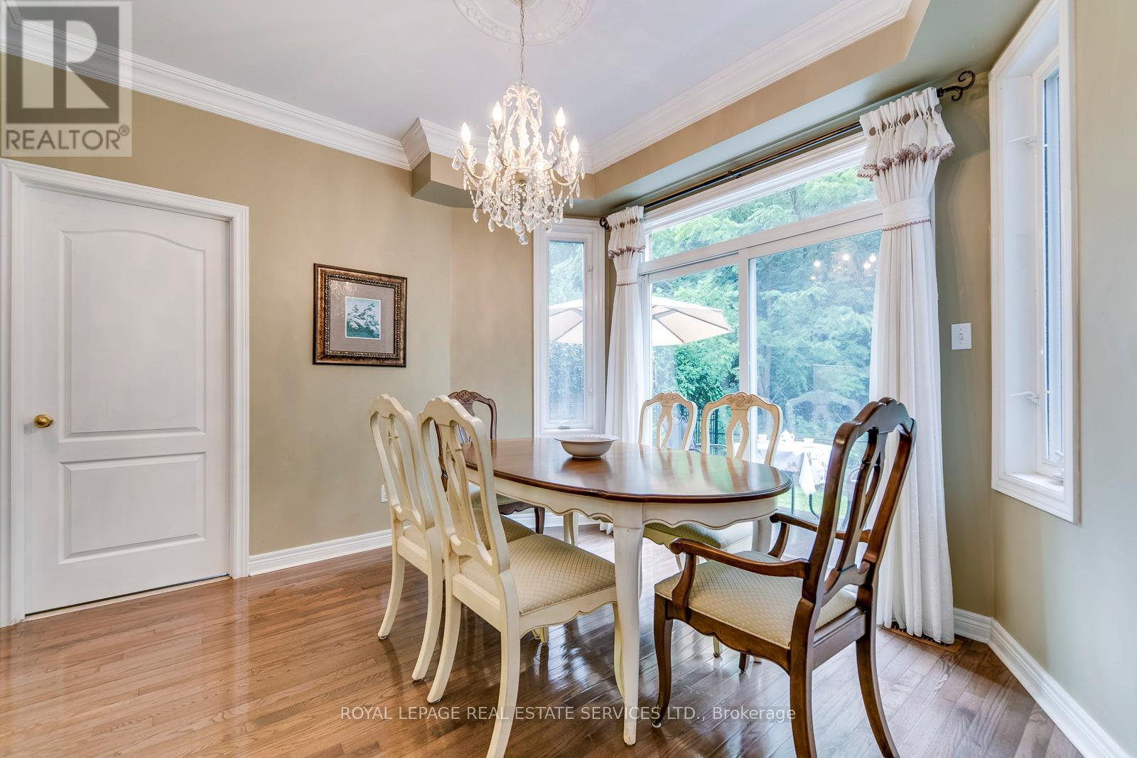 157 Creek Path Avenue, Oakville, Ontario  L6L 6T3 - Photo 19 - W12604068