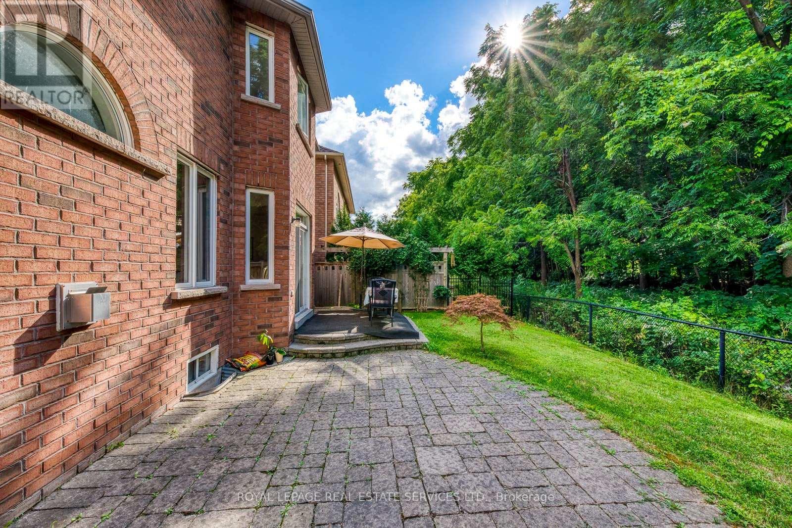 157 Creek Path Avenue, Oakville, Ontario  L6L 6T3 - Photo 42 - W12604068