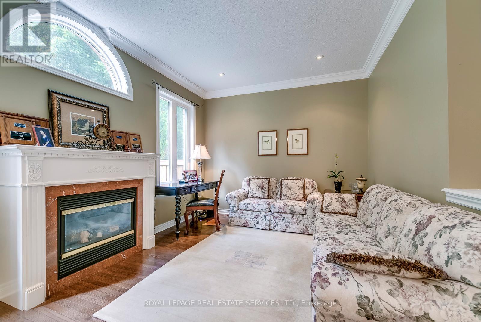 157 Creek Path Avenue, Oakville, Ontario  L6L 6T3 - Photo 9 - W12604068