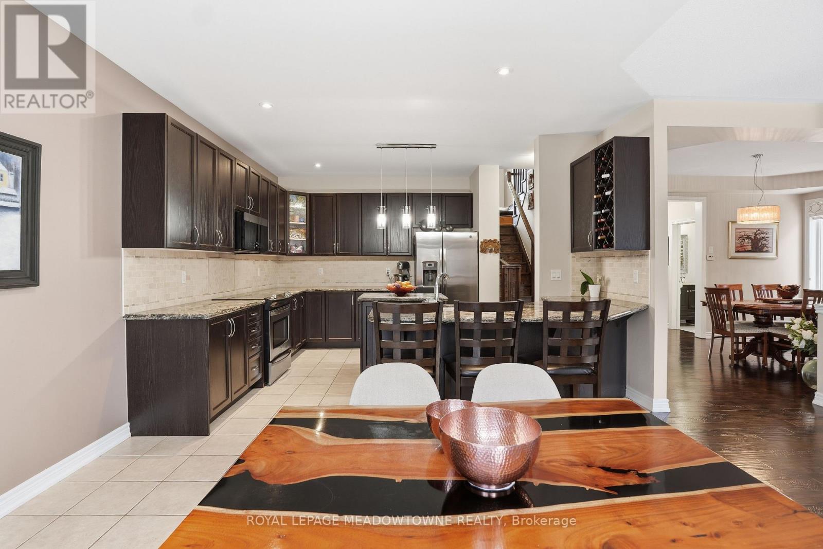 633 Wettlaufer Terrace, Milton, Ontario  L9T 8N1 - Photo 15 - W12604070