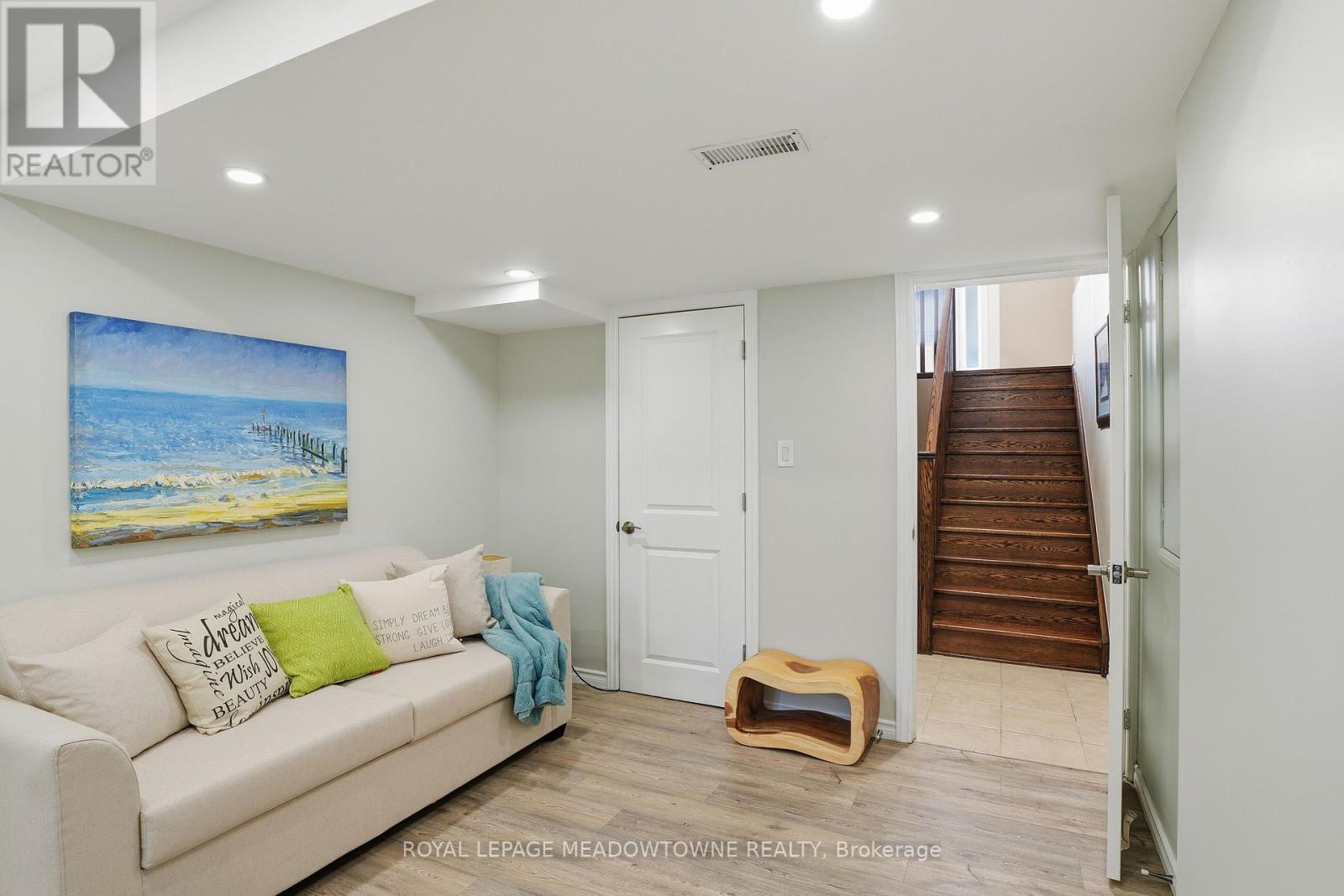 633 Wettlaufer Terrace, Milton, Ontario  L9T 8N1 - Photo 31 - W12604070