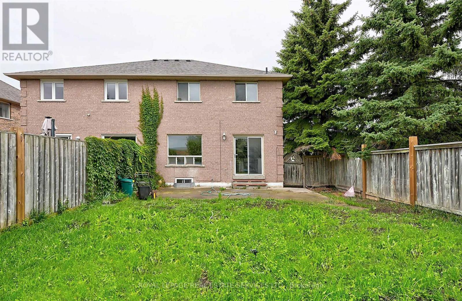 57 Westfield Trail, Oakville, Ontario  L6H 6C5 - Photo 18 - W12604092