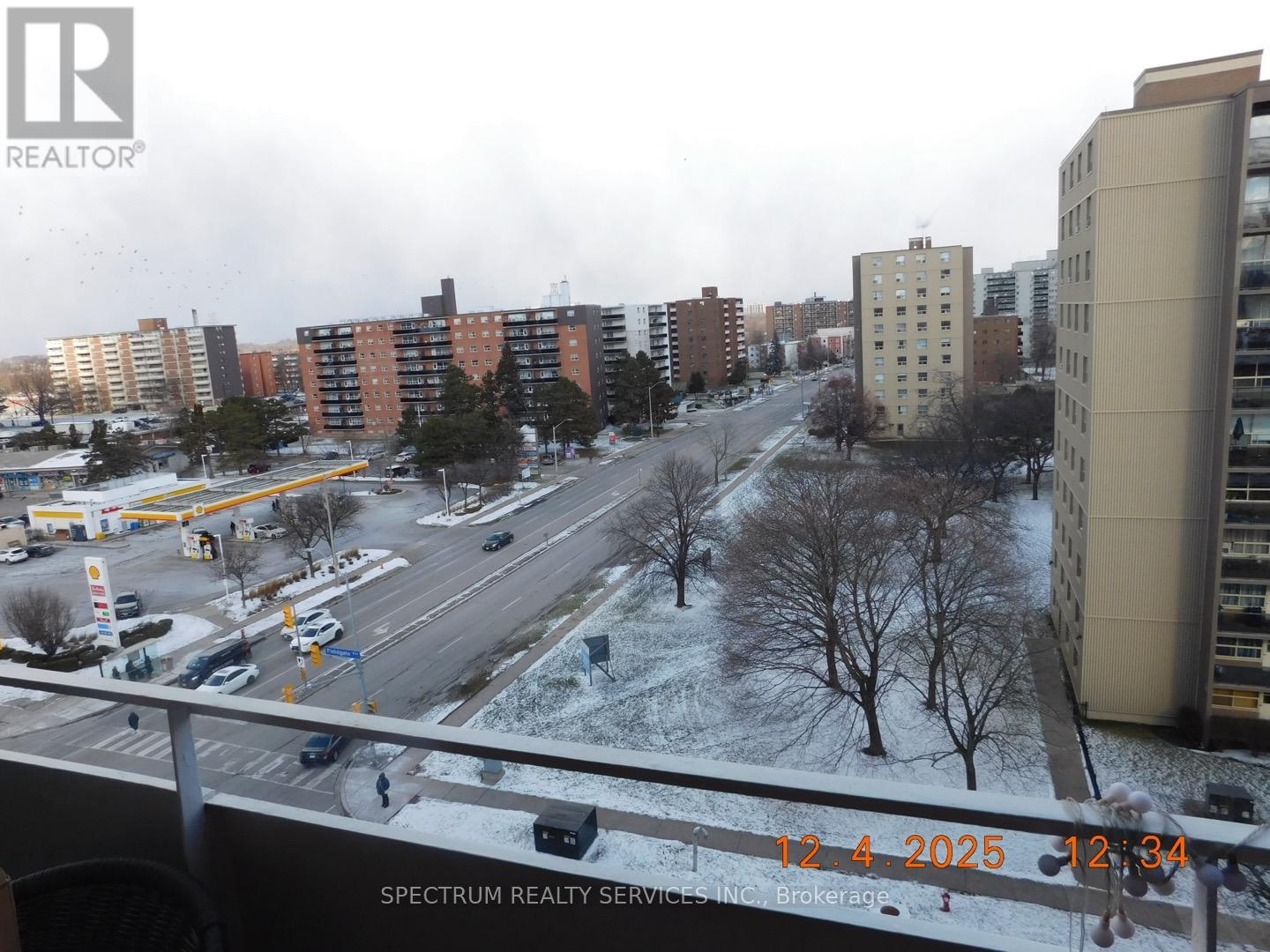 808 - 3320 Fieldgate Drive, Mississauga, Ontario  L4X 2J2 - Photo 10 - W12604122