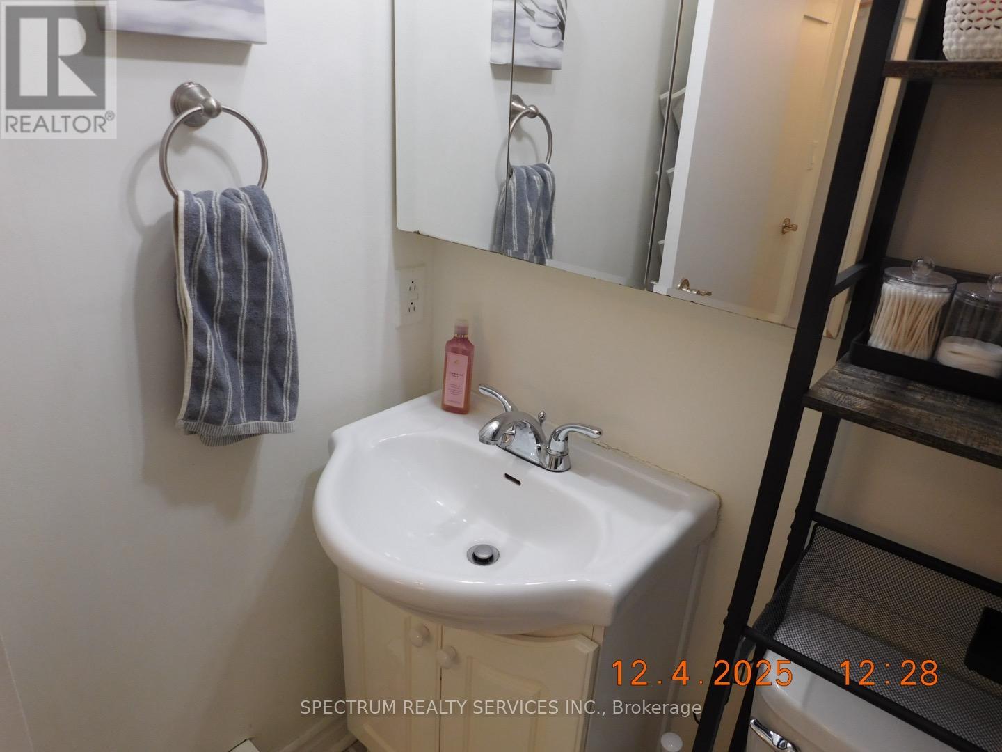 808 - 3320 Fieldgate Drive, Mississauga, Ontario  L4X 2J2 - Photo 12 - W12604122