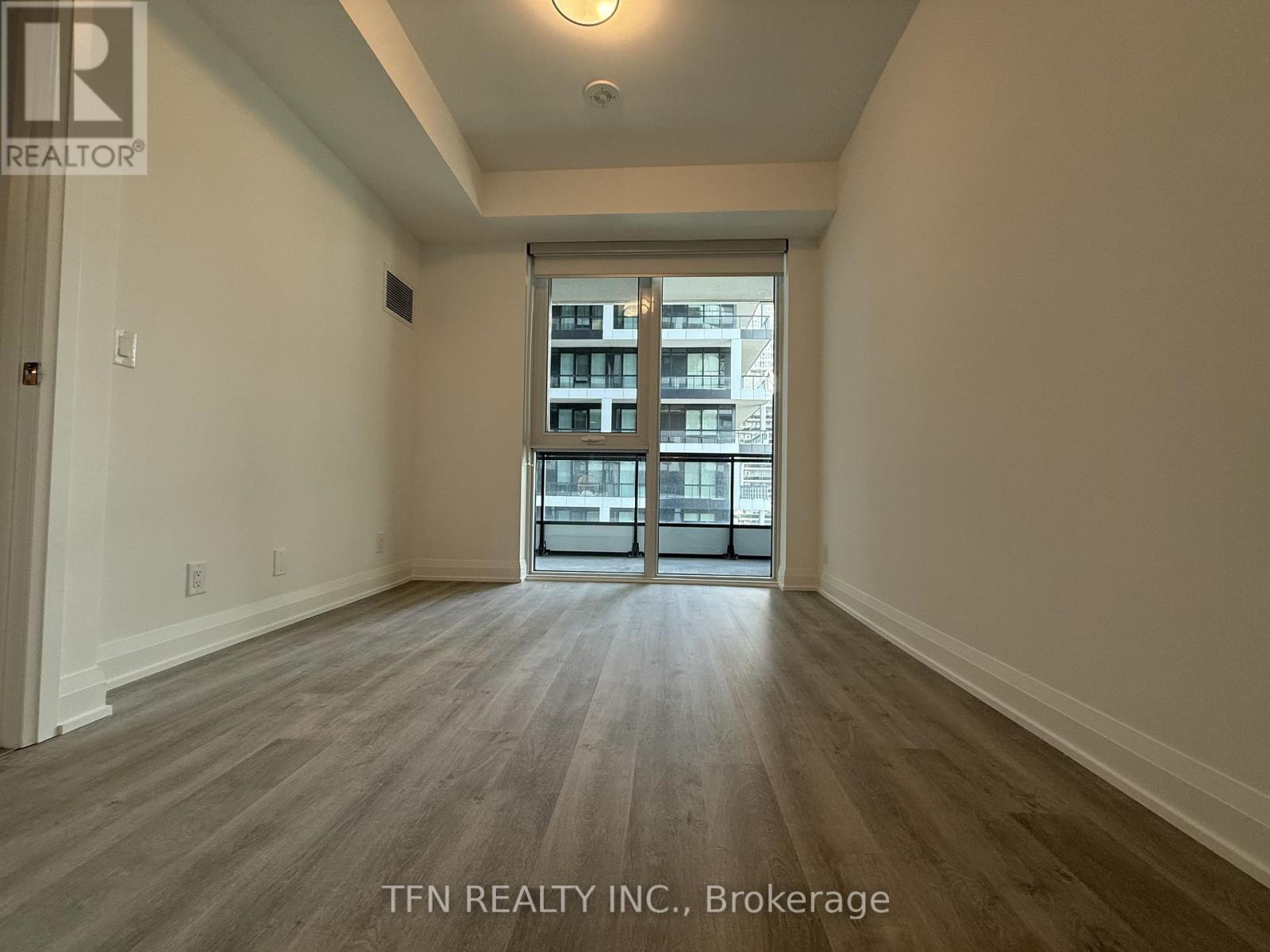 1102 - 65 Broadway Avenue, Toronto, Ontario  M4P 1T9 - Photo 10 - C12604108