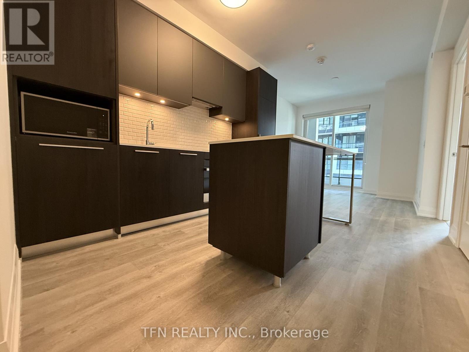 1102 - 65 Broadway Avenue, Toronto, Ontario  M4P 1T9 - Photo 6 - C12604108