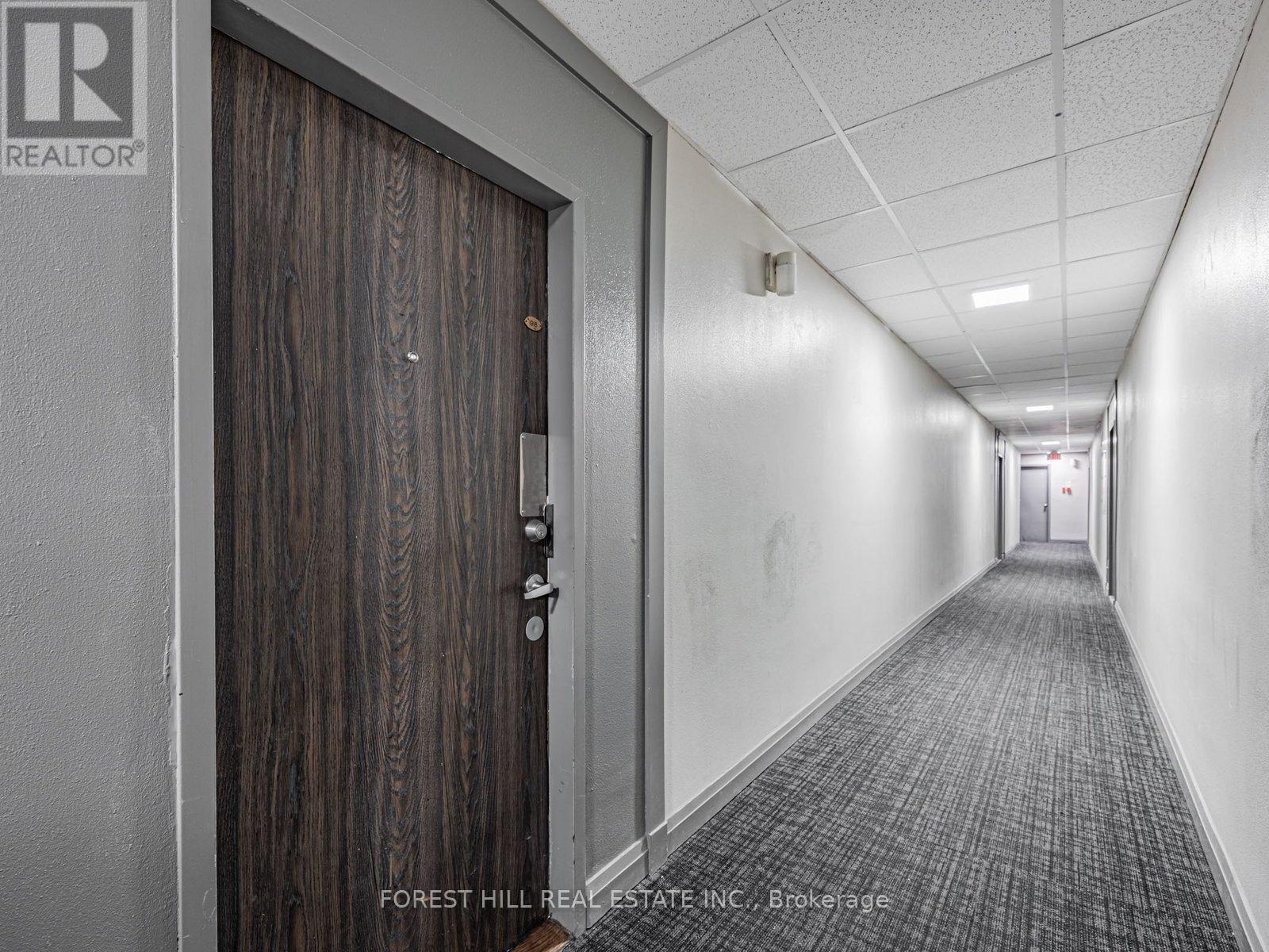 1918 - 377 Ridelle Avenue, Toronto, Ontario  M6B 1K2 - Photo 3 - W12594216