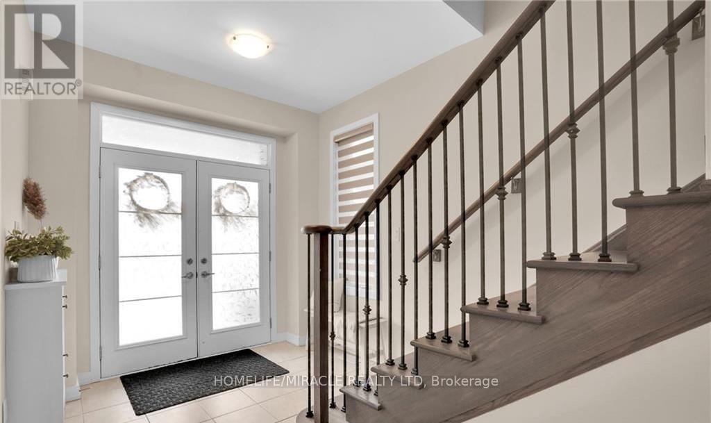 99 Sunflower Crescent, Thorold, Ontario  L3B 0E9 - Photo 3 - X12462505