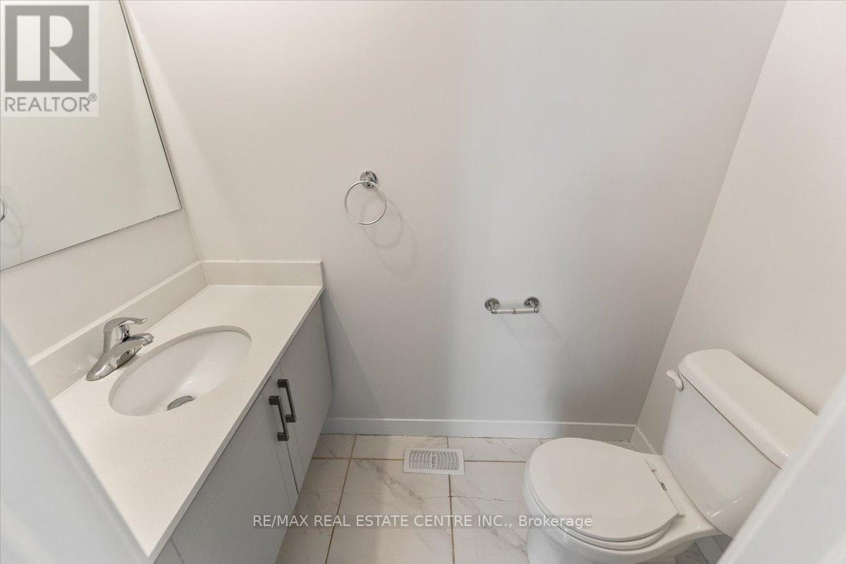 39 Denistoun Street, Welland, Ontario  L3C 0H6 - Photo 24 - X12536892