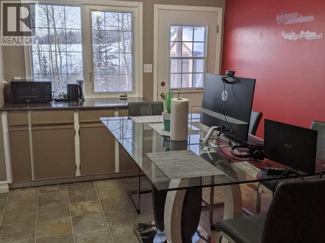 148 & 150 Dawson Drive, Faro, Yukon  Y0B 1K0 - Photo 14 - 17002