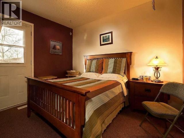 148 & 150 Dawson Drive, Faro, Yukon  Y0B 1K0 - Photo 26 - 17002