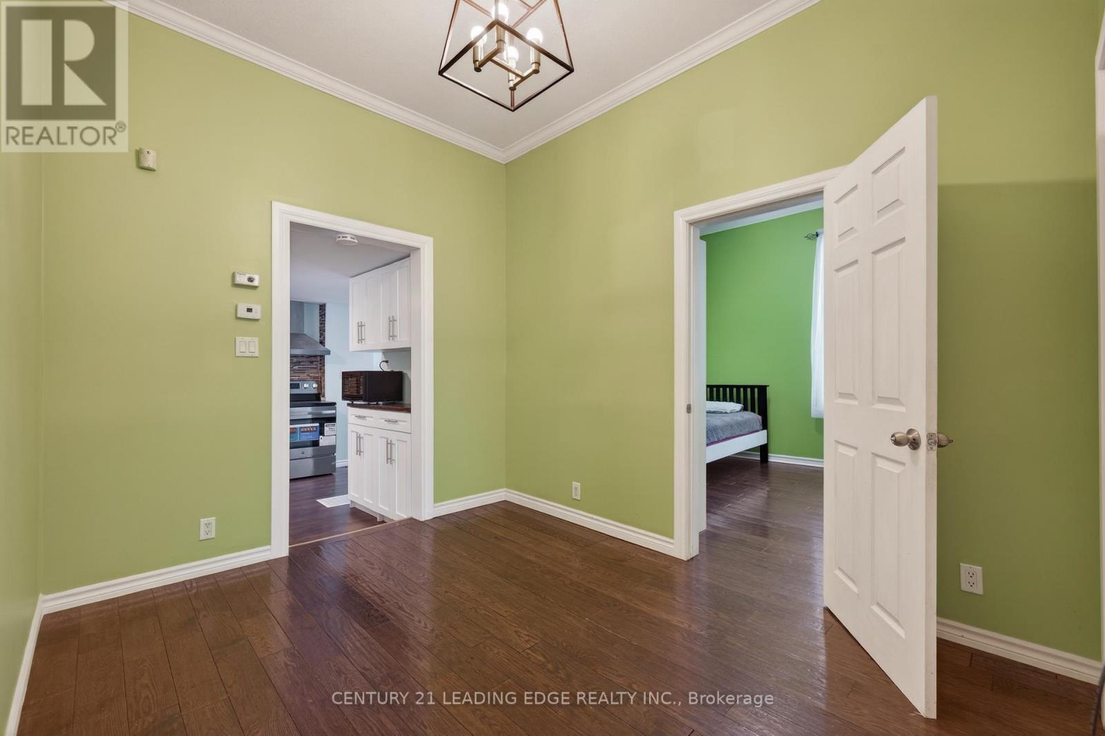 228 South Street, London East, Ontario  N6B 1B4 - Photo 8 - X12603940