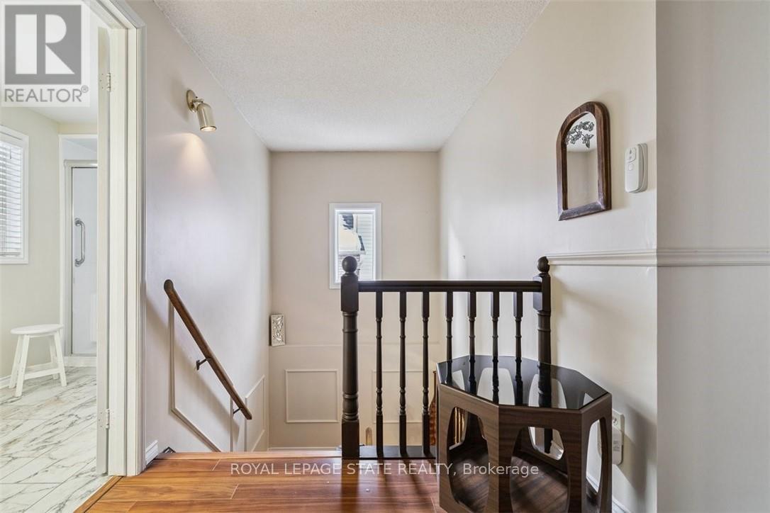 10 Finch Place, Hamilton, Ontario  L9A 5C3 - Photo 16 - X12604026